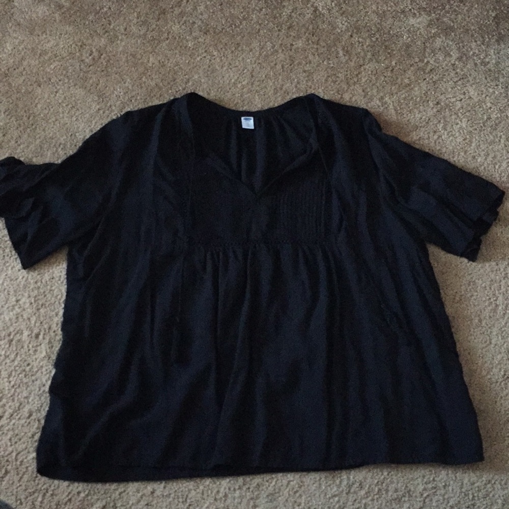 Old navy black flowy top